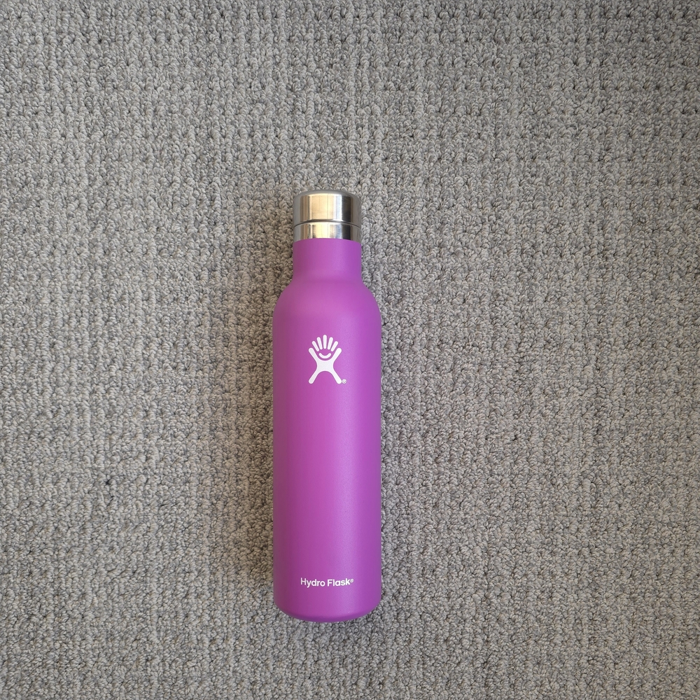 Hydro Flask 25oz Water Bottle w/Stainless Steel Cap, Raspberry